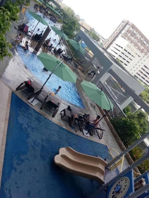 Cubao Manhattanheights U31N Tb, Studio Unit Manille Extérieur photo